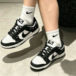 NIKE 女子Dunk Low简约百搭轻便低帮运动休闲鞋IV4726-002