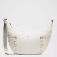 lululemon 丨SLOUCHY 斜挎包 3L 象牙白