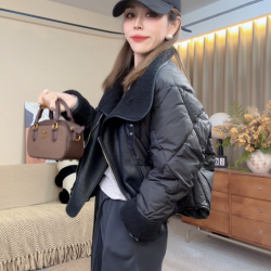 时尚2025新款女棉衣外套女正肩袖见外包装短款休闲冬季潮流