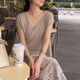柔姝 针织上衣~时尚百搭时尚气质设计短袖针织衫设计感女上衣H6-99