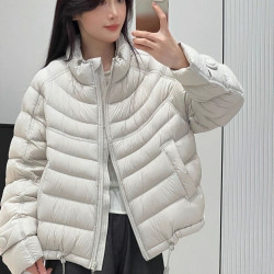 泡芙排骨羽绒服女短款2025秋冬新款白鸭绒宽松立领抽绳外套小个子