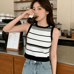 吊带背心宽松美背内搭打底女款新款无袖上衣遮肚子黑色可外穿内衣
