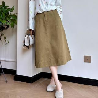 森马 A字半裙秋季纯色简约宽松伞裙显瘦高级气质通勤半身裙女