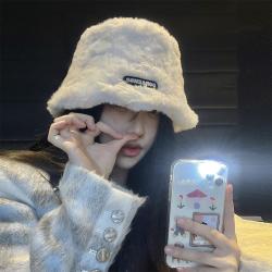 白色毛毛渔夫帽子女秋冬2023新款加绒保暖韩版百搭短檐水桶盆帽潮