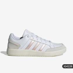 adidas 官方正品新款男女同款减震耐磨运动板鞋ID5732