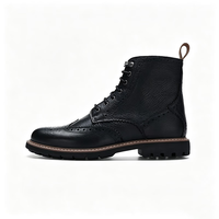 Clarks c轻便马丁靴 黑色 39.5