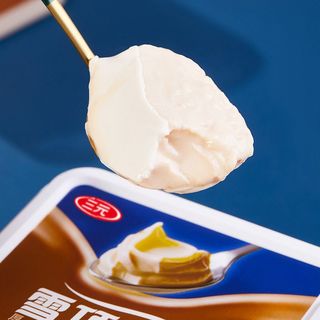 三元 雪凝雪顶熔酪奶皮子酸奶
