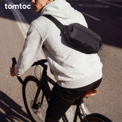 tomtoc 轻便斜挎包男士胸包单肩包新款时尚休闲防泼水旅行运动挎包T33 绿洲 2.5L