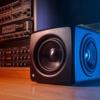 IK Multimedia iLoud Sub 蓝牙低音炮 多媒体音箱