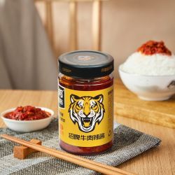 虎邦 招牌牛肉辣酱180g辣椒酱牛肉酱拌饭酱面条挂面煎饼果子黄豆酱