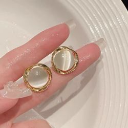 合金耳饰 复古港风耳钉女轻奢高级感简约通勤时尚耳饰蚊香盘耳环