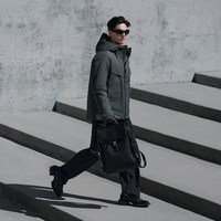 波司登 冬男都市轻机能休闲商务时尚连帽短款羽绒服