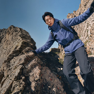 京东京造 近山 三合一抓绒内胆 冲锋衣 曜石黑 S