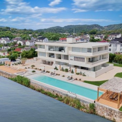花筑奢·绿洲oasis湖景温泉民宿(太湖西山店) 御夫座・私汤阳台大床房（内外双汤池+多人入住+智能）1间夜