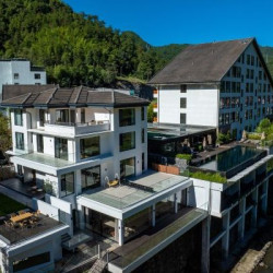 花筑·绿山墙·观星云端Designer设计师美宿(花溪风景区店) 饮露双人房|戴森风予+金可儿好眠+玩趣帐篷+私享浴缸1间夜