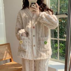 诗莉奥 冬季加厚珊瑚绒睡衣女保暖家居服