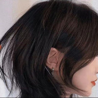 高级发型师剪发