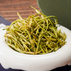 野生金银花草茶清香深山采摘散装金银花茶自然晾晒