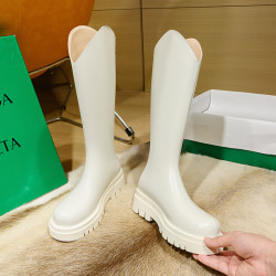 白色靴子长筒靴冬季v口西部牛仔靴大筒围胖mm粗腿长靴