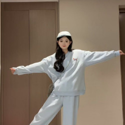 时尚秋冬孕妈新款加绒加厚套装洋气休闲网红减龄孕妈套装