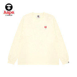 Aape 心型猿人徽章 纯色圆领长袖T恤