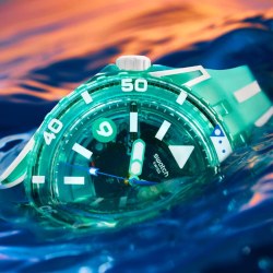 swatch 瑞士新款潜水风格彩盘防水夜光学生运动手表生日礼物