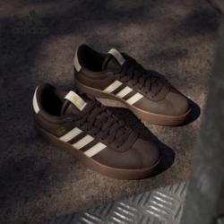 adidas 女鞋2026秋季新品户外运动鞋复古经典德训鞋休闲低帮板鞋