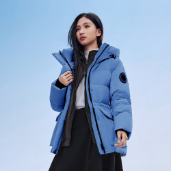 波司登 羽绒服女士冬季新款户外极寒保暖短款90鹅绒收腰防风连帽