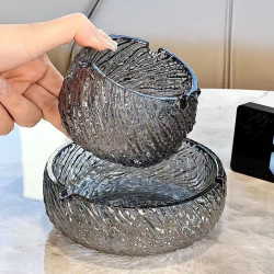 轻奢烟灰缸玻璃水晶玻璃个性创意潮流家用烟缸客厅办公室水晶防飞