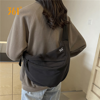 361° 斜挎包女大容量韩系饺子包简约ins百搭轻便耐磨休闲单肩包
