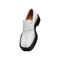 Maison Margiela S58WR0110P3827H 分趾平底乐福鞋
