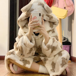 少女小熊珊瑚绒睡衣女网红风冬款2022年新款加厚加绒卡通居家睡袍