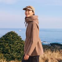 乐飞叶 户外秋季连帽防水防风冲锋衣外套夹克女式运动外套