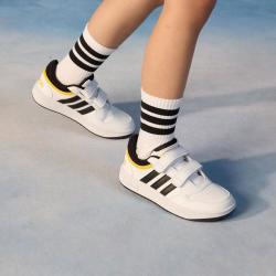 adidas 儿童休闲篮球风魔术贴板鞋运动鞋