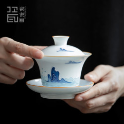手绘浮雕山水盖碗150ml釉下彩三才碗甜白瓷泡茶碗