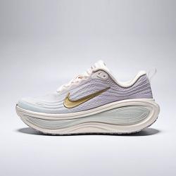 NIKE 超级迈柔VOMERO PLUS透气轻便低帮女子跑步鞋