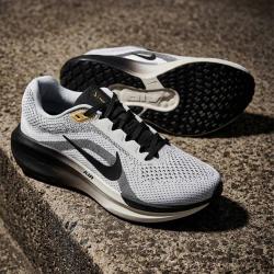 NIKE 透气减震 男子跑步鞋  青年