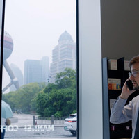 1200小时素材拍六个留学生，《明月照他乡》9月24日上映