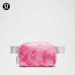 lululemon 丨Everywhere 腰包 *金属件 LU9DM7S 草莓粉奶昔印花混色/浅象牙白/银 O/S