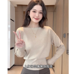 圆领套头韩系简约显瘦百搭针织毛衣