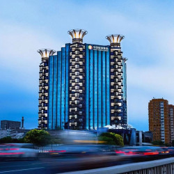 维景国际大酒店（北京三元桥地铁站店）1晚+儿童早餐两份