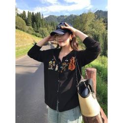 大婉酱 旅游聚会刺绣毛织开衫26秋新薄款上衣短外套