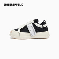 SMILEREPUBLIC 经典黑色帆布鞋 SR20220101001