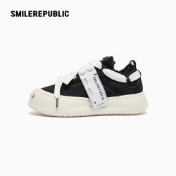 SMILEREPUBLIC 经典黑色帆布鞋 SR20220101001