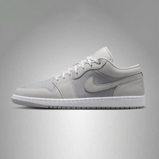 NIKE 滔搏丨NIKE耐克男子AIR JORDAN 1运动训练复古篮球鞋553558-047