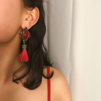 欧珀妮 铜合金布艺耳饰 女耳坠新中式配饰耳环气质长款国风时尚复古红色