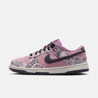 NIKE 滔搏NIKE耐克女子DUNK LOW PRM 2运动休闲鞋IX8647-500