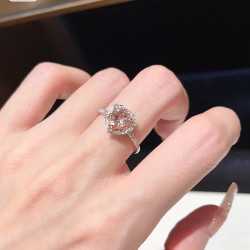 花饰庄园 粉色锆石爱心戒指女轻奢小众甜酷风在逃公主仿珍珠可调节食指戒批 粉锆爱心戒指(铜镀分色)