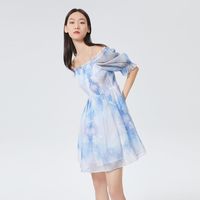 百亿补贴：爱居兔 夏女装法式方领木耳边收腰连衣裙可爱减龄小个子宝藏裙