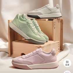 ecco 简约 女士板鞋  灰白色/白色